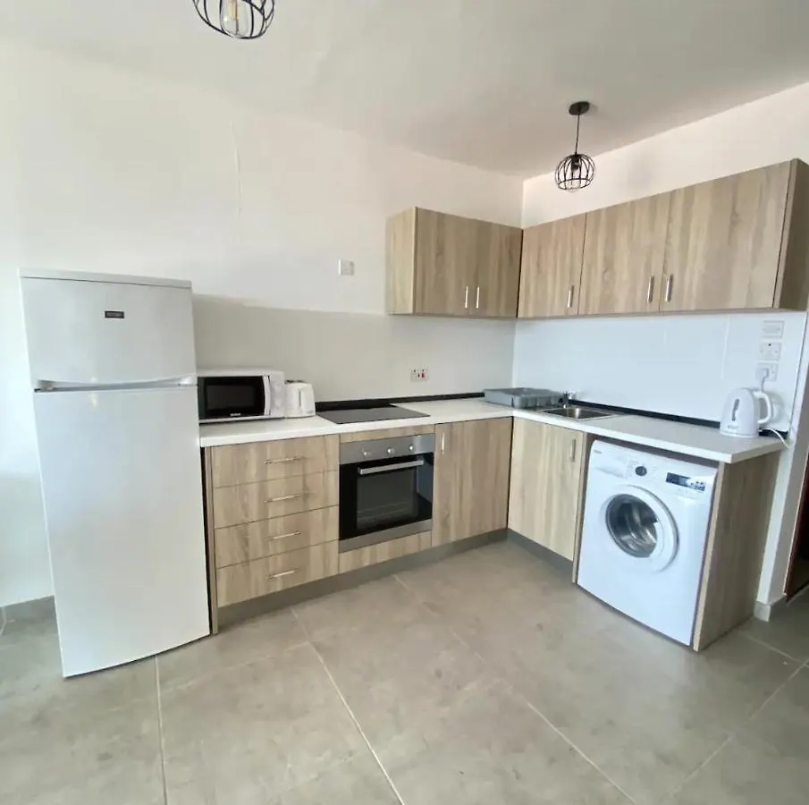F1 - Modern Two Bedrooms Flat Sea View, St Julians Saint Julian's 0*,  Malta